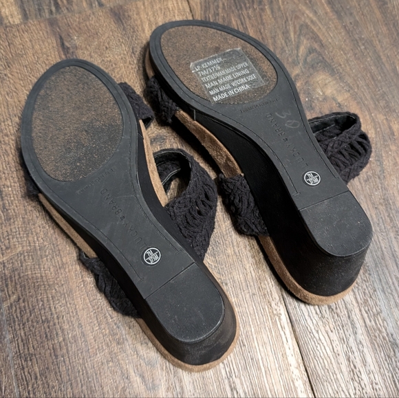 Lucky Brand 7 Wedge Black Woven Double Straps - Picture 4 of 5